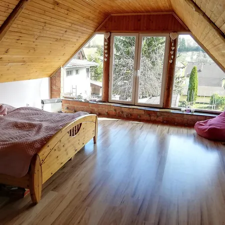 Pod Lipou Vila Bacuch